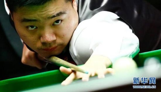 梁靖崑在比 梁靖崑在比