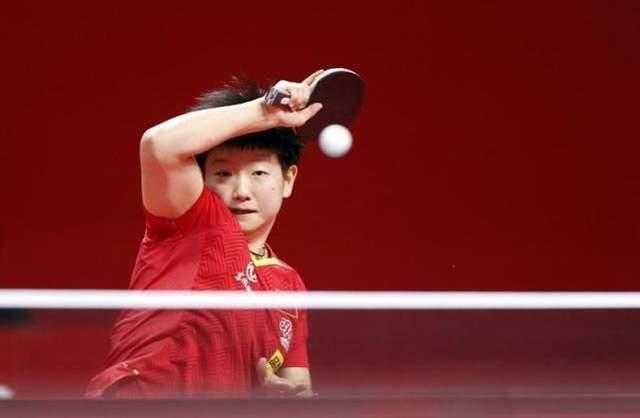 外线传中与 外线传中与